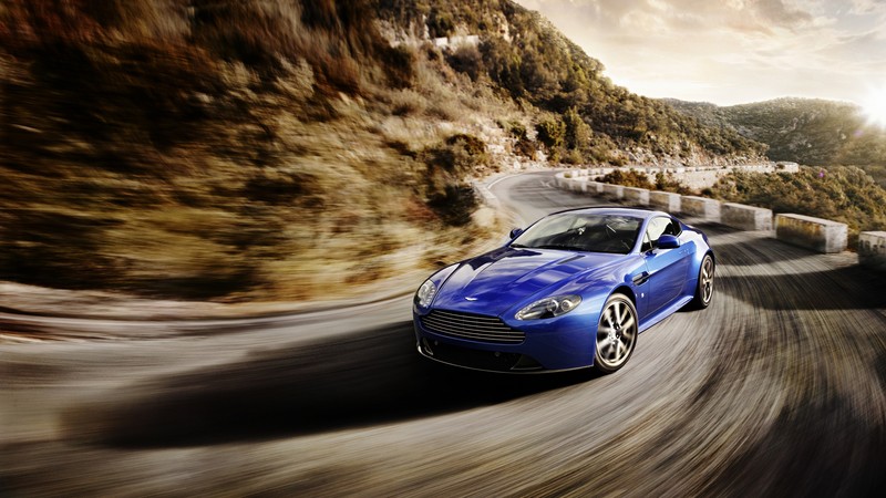 Aston Martin Vantage, sports car, V12, v8, Zagato, silver, review, test drive, speed
