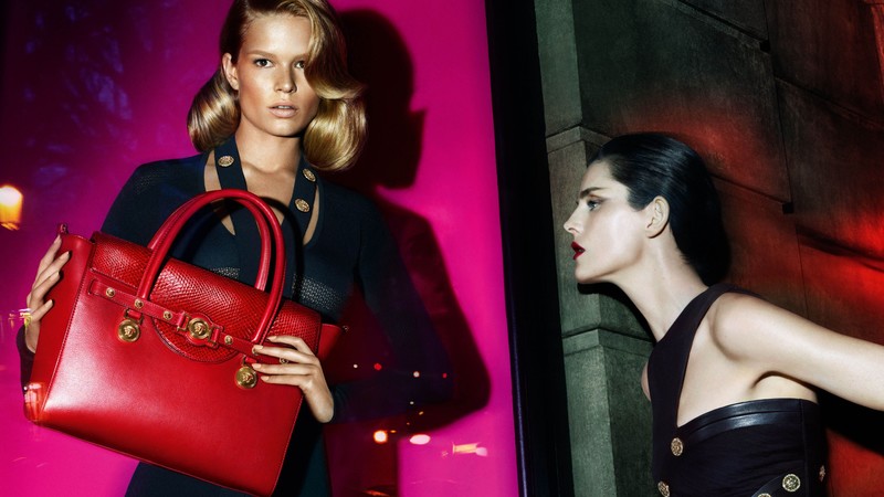 Anna Ewers, Stella Tennant, Top Fashion Models 2015, model, blonde, brunette, bag, red