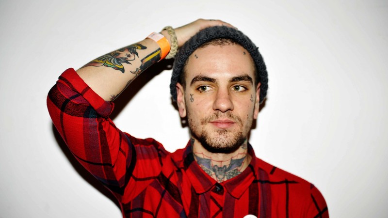 Christopher Mansfield, musician, vocalist, guitarist, Fences, tattoo