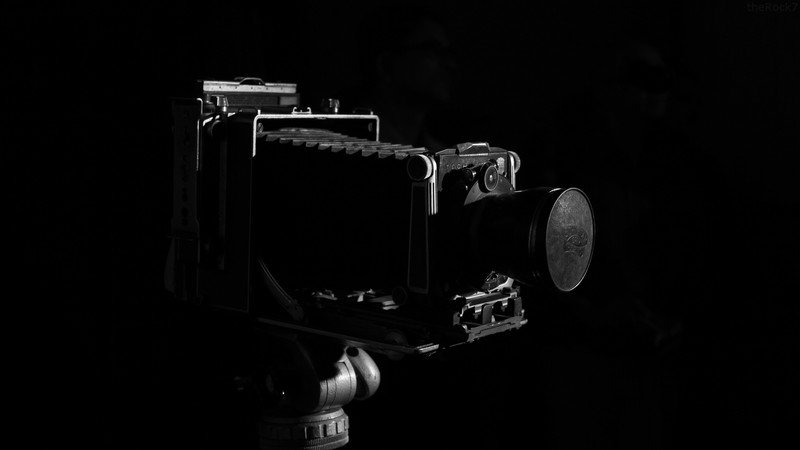 Schneider Optics, camera, Schneider Kreuznach, review, professional camera, retro, nostalgia, darkness