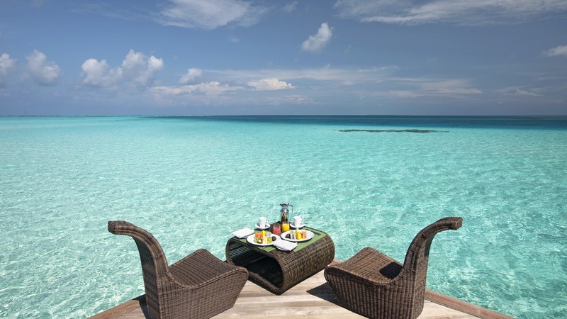 Constance Moofushi, Maldives, Best Hotels of 2017, tourism, travel. resort, vacation, sea, ocean, water