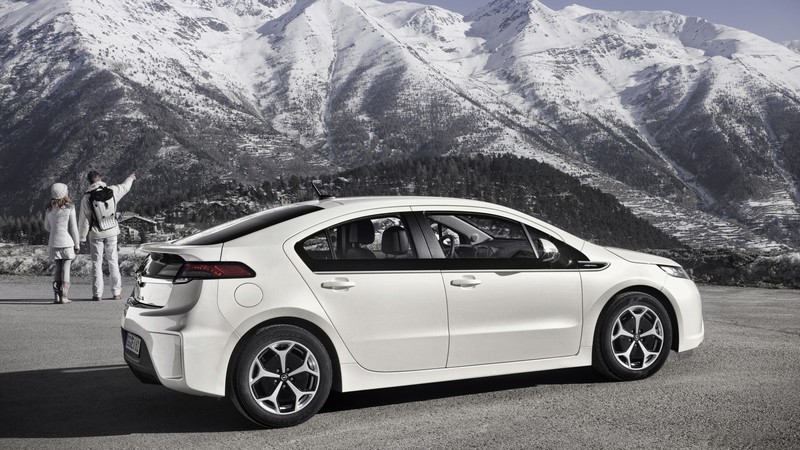 Chevrolet Volt, electric cars, Chevrolet, Vauxhall Ampera, Opel Ampera, hybrid, review, ecosafe, mountain