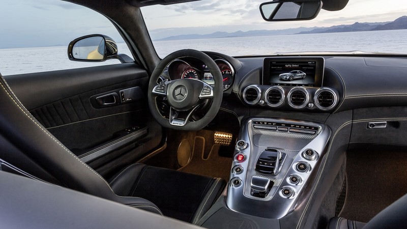 Mercedes-AMG GT S, supercar, Mercedes, interior, luxury cars, sports car, review, 2015 Detroit Auto Show. NAIAS