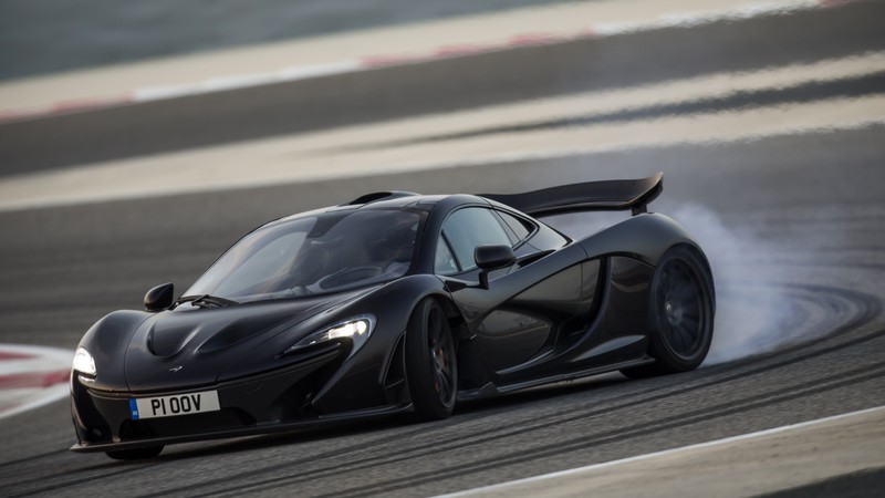 McLaren P1, supercar, McLaren, luxury cars, sports car, hybrid, P1 GTR, speed, test drive, black, side, 2015 Detroit Auto Show. NAIAS