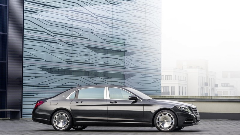 Mercedes-Maybach S600, supercar, Maybach, Mercedes-Maybach, 2015 car, luxury cars, review, side, 2015 Detroit Auto Show. NAIAS