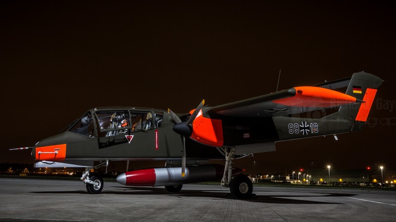 OV-10 Bronco, North American, Rockwell, OV-10B, COIN, combat, U.S. Air Force, runway
