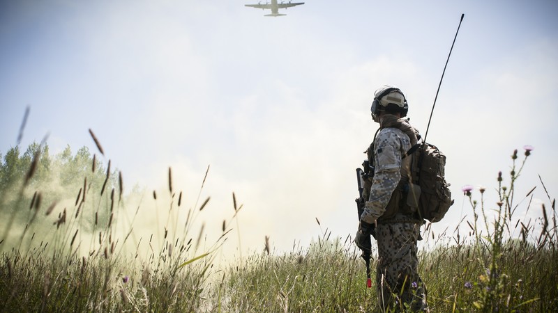 soldier, camo, aircraft, weapon, field, sky, greens, peace