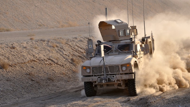 M-ATV, Oshkosh, MRAP, TerraMax, infantry mobility vehicle, field, desert, dust