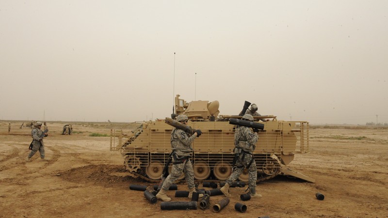 M113, Bradley, armored personnel carrier, soldier, APC, ACAV, M113A3, U.S. Army, firing
