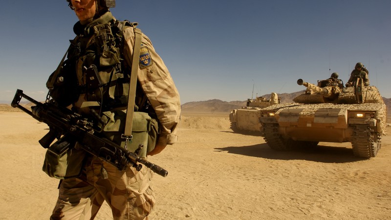 Combat Vehicle 90, CV90, Strf 90, Strf9040A, IFV, CV9040C, ARV, Swedish Armed Forces, soldier rifle