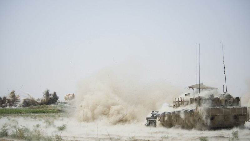 Leopard 2, MBT, tank, German, military vehicle, Bundeswehr, firing, dust