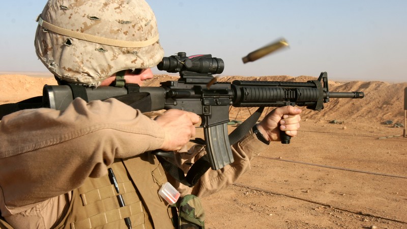 M16 rifle, U.S. Marine, M16A1, M4A1, U.S. Army, soldier, firing, desert
