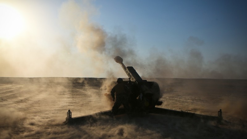 D-30, howitzer, 2A18, 122-mm, artillery, weapon, firing, desert, sand