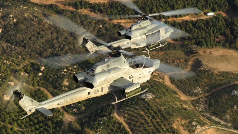 Viper, AH-1Z, Bell, attack helicopter, U. S. Marine, Zulu Cobra, flight, field, sky