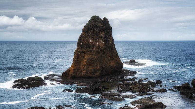 sea, rocks, water, waves, 4k