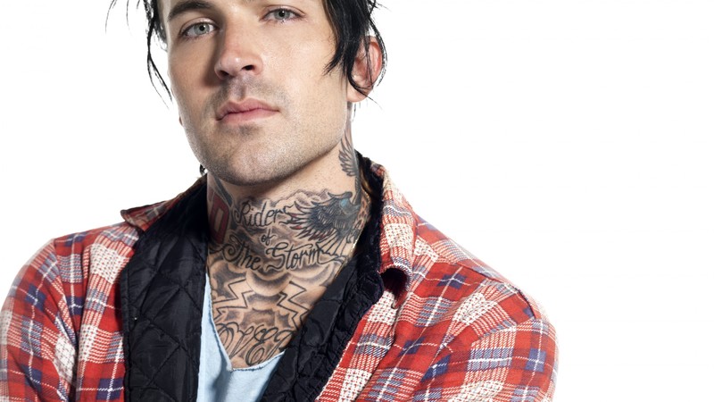 Michael Wayne Atha, Yelawolf, American rapper, but both artists, tatoo, inscription