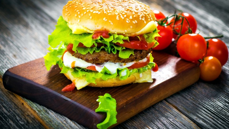 hamburger, tomato, salad, bun, burger, cheese.