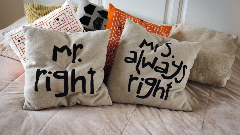 pillow, words, inscription, comfort, 4k