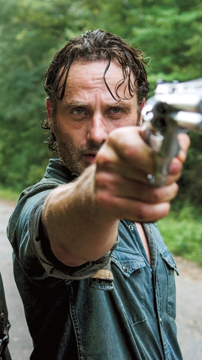 TV Show The Walking Dead, Andrew Lincoln, Rick Grimes, Gun, 750x1334