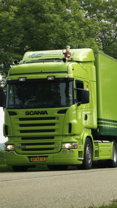 Vehicles Scania, 750x1334