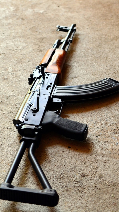 Weapons AK-47, 750x1334