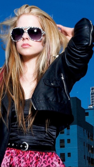 Music Avril Lavigne, 750x1334