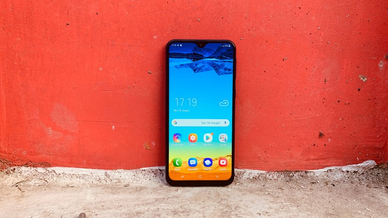 Samsung Galaxy M20, Android 9 Pie, 4K