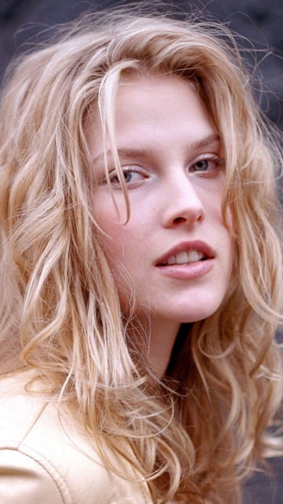 Celebrity Ali Larter, 720x1280