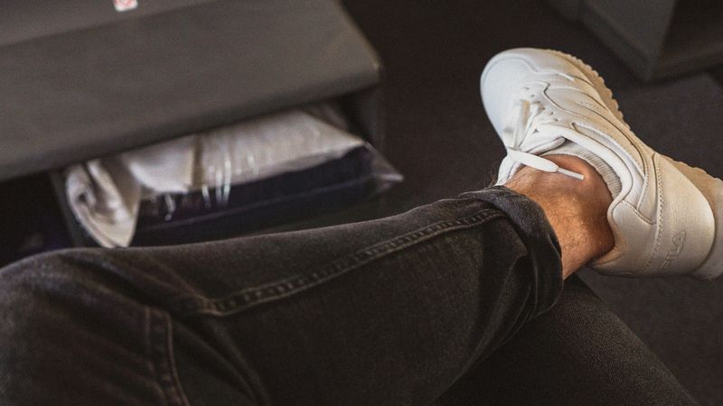 legs, jeans, sneakers, style, clothes, 4k