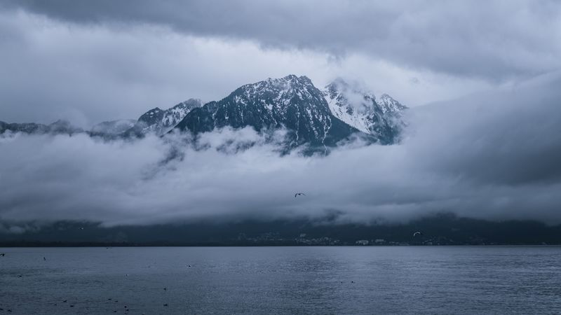 mountains, lake, clouds, shore, nature, 4k