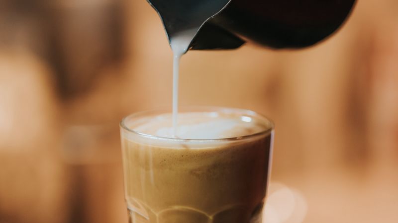 coffee, milk, glass, hand, drink, 4k