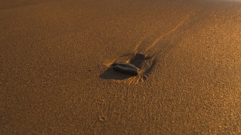 beach, sand, stone, sea, waves, 4k