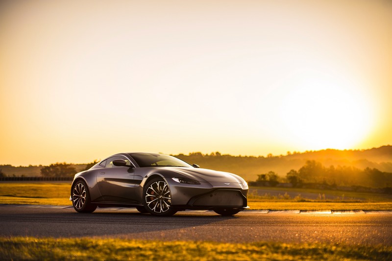 aston martin vantage, aston martin, 2018 cars, 4k, hd