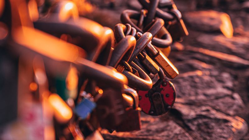 chain, metal, locks, 4k