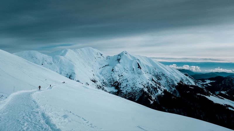 mountains, snow, slope, skiers, people, 4k