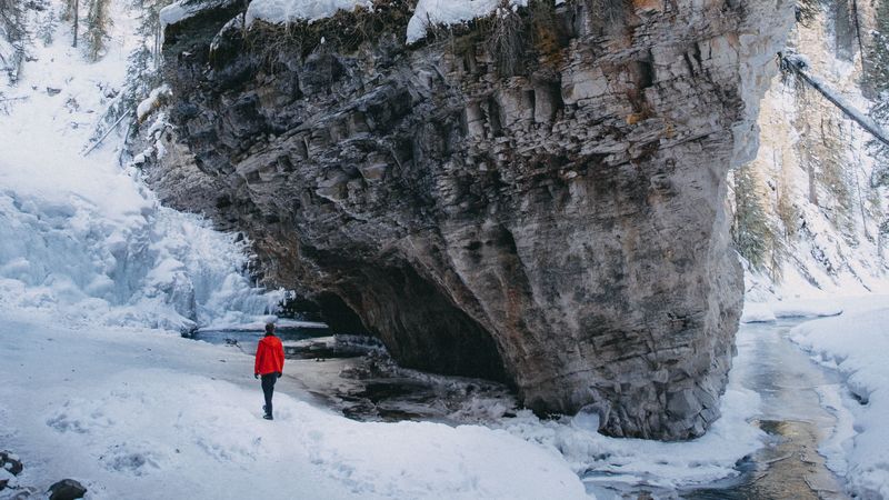 man, loneliness, alone, rocks, snowy, 4k