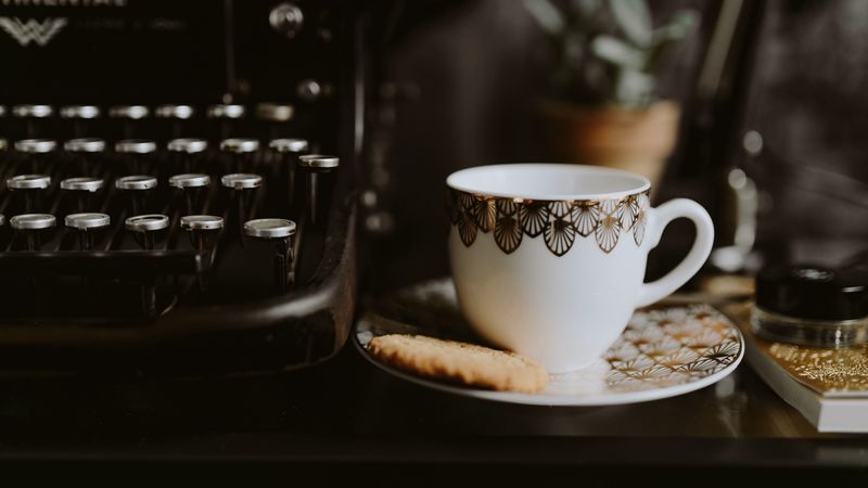 cup, saucer, cookies, typewriter, keys, 4k
