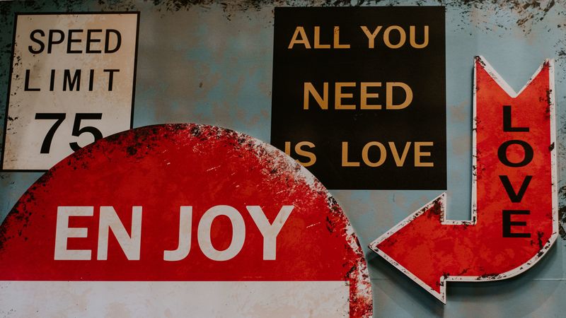 inscription, love, text, plate, wall, 4k