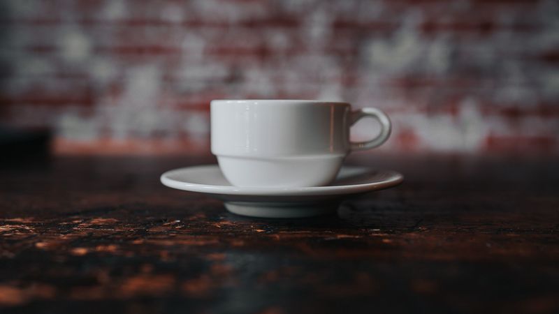 cup, saucer, white, table, 4k