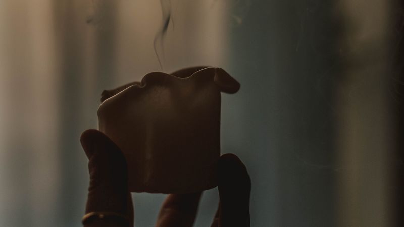 candle, smoke, hand, dark, 4k