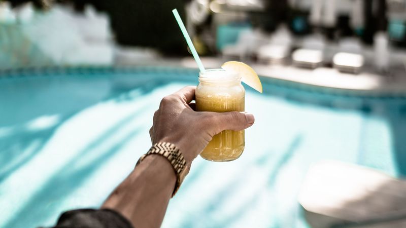 hand, glass, cocktail, summer, rest, 4k
