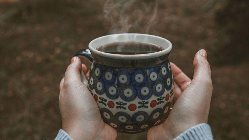 mug, tea, steam, hands, 4k