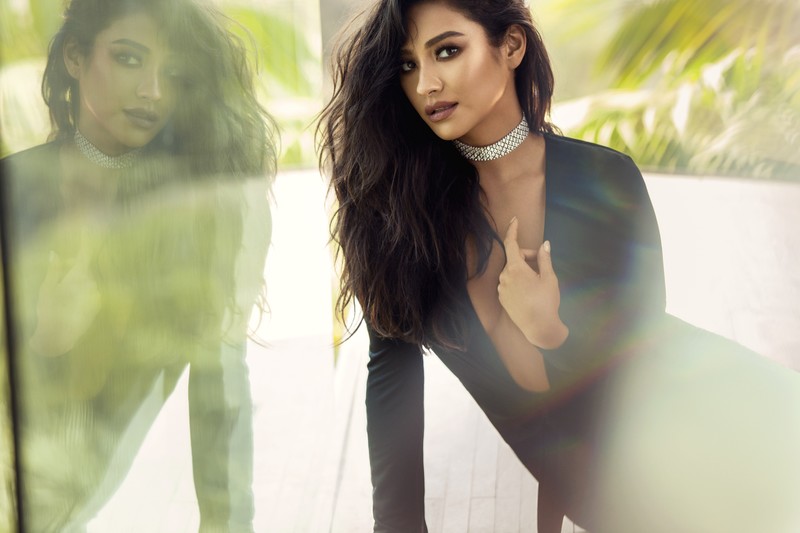 shay mitchell, celebrities, girls