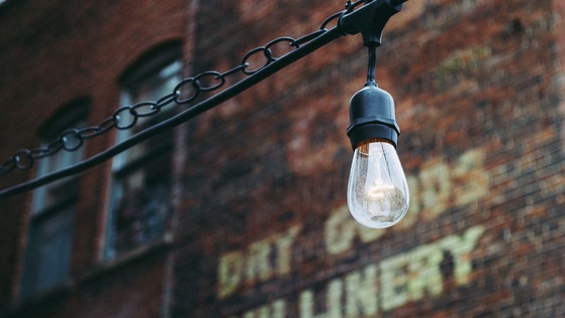 light bulb, wire, lighting, electricity, 4k