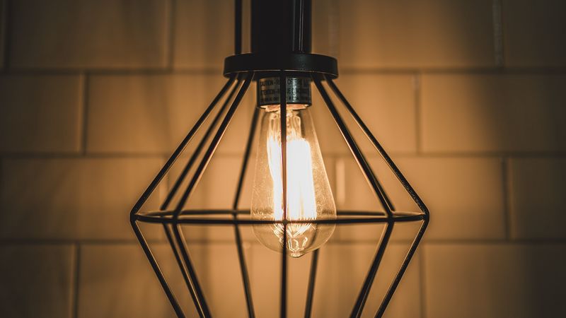 lamp, light bulb, lighting, light, 4k