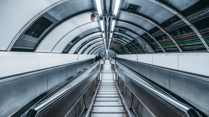 escalator, tunnel, metro, gray, 4k