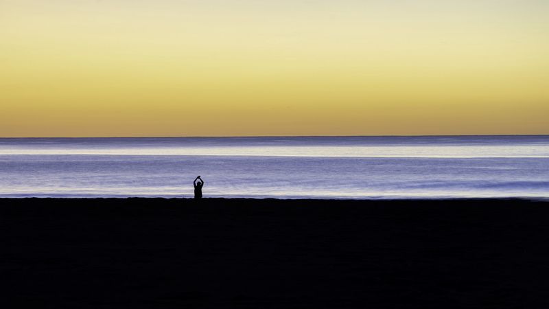 silhouette, loneliness, alone, beach, sunset, sea, 4k