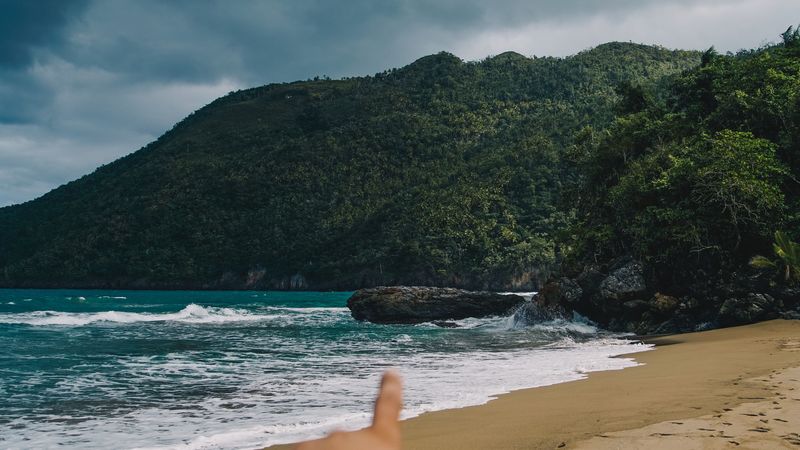beach, hand, rocks, sea, waves, 4k