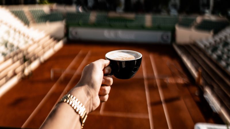cup, coffee, hand, tennis court, 4k
