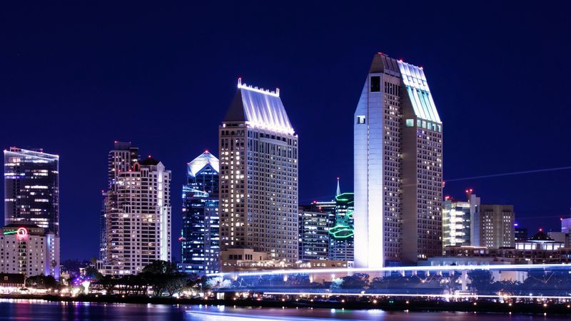 night city, building, long exposure, water, 4k